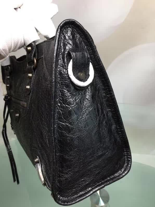BALENCIAG巴黎世家 歐洲水貨 Balenciaga city小黑釘 限量 原廠爆裂紋羊皮黑白塗鴉 手提包  BL1154
